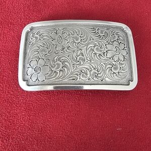 Silver Womens Belt Buckle With Floral Details